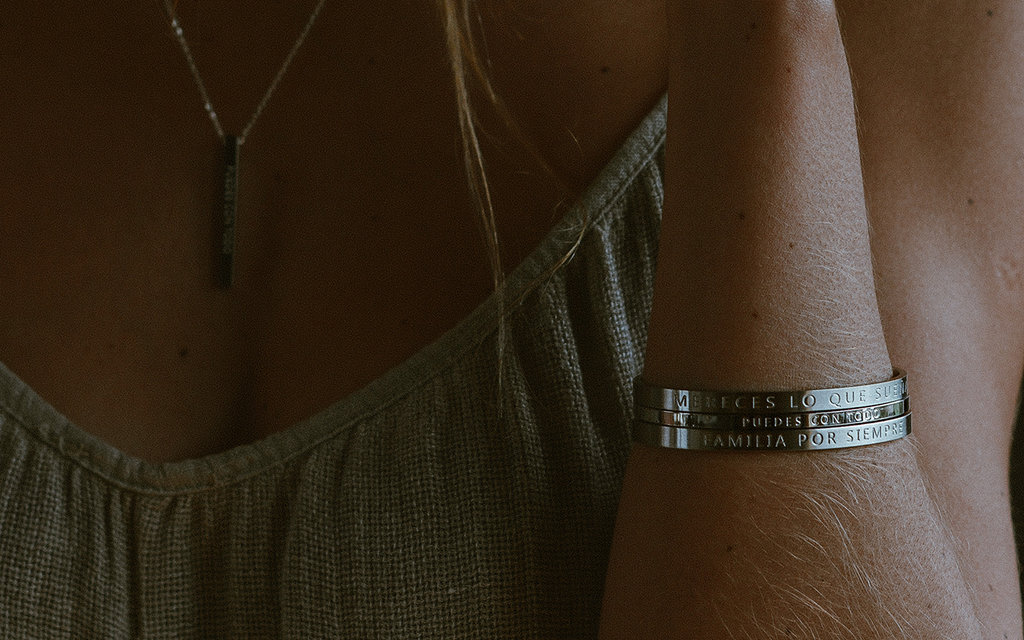 Pulsera Familia por Siempre (Gruesa sin tinta negra)  Daniel Moksha